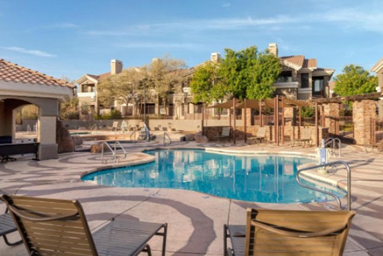 2 outdoor pools and hydromassage bathtub Worldmark